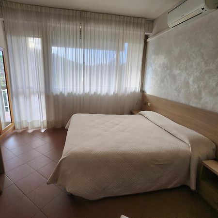 Albergo Nyers Perugia Kültér fotó