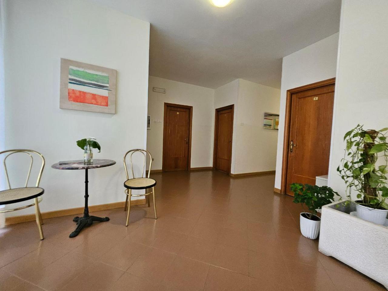 Albergo Nyers Perugia Kültér fotó