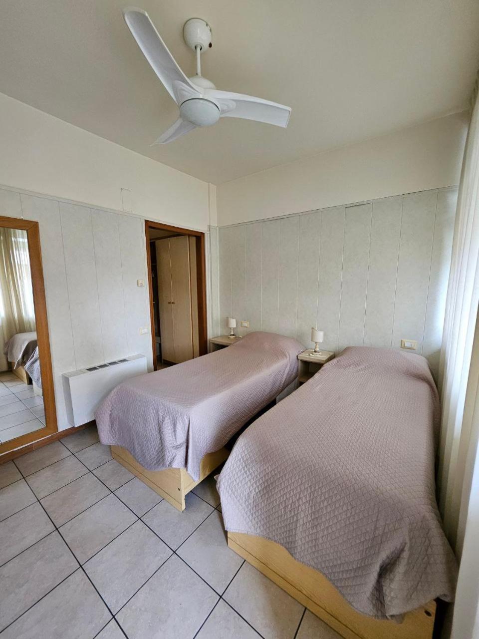 Albergo Nyers Perugia Kültér fotó