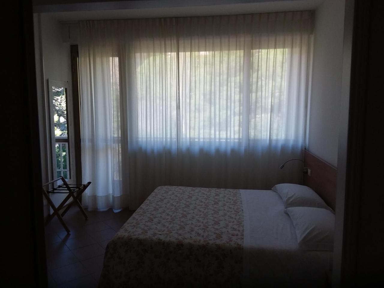 Albergo Nyers Perugia Kültér fotó